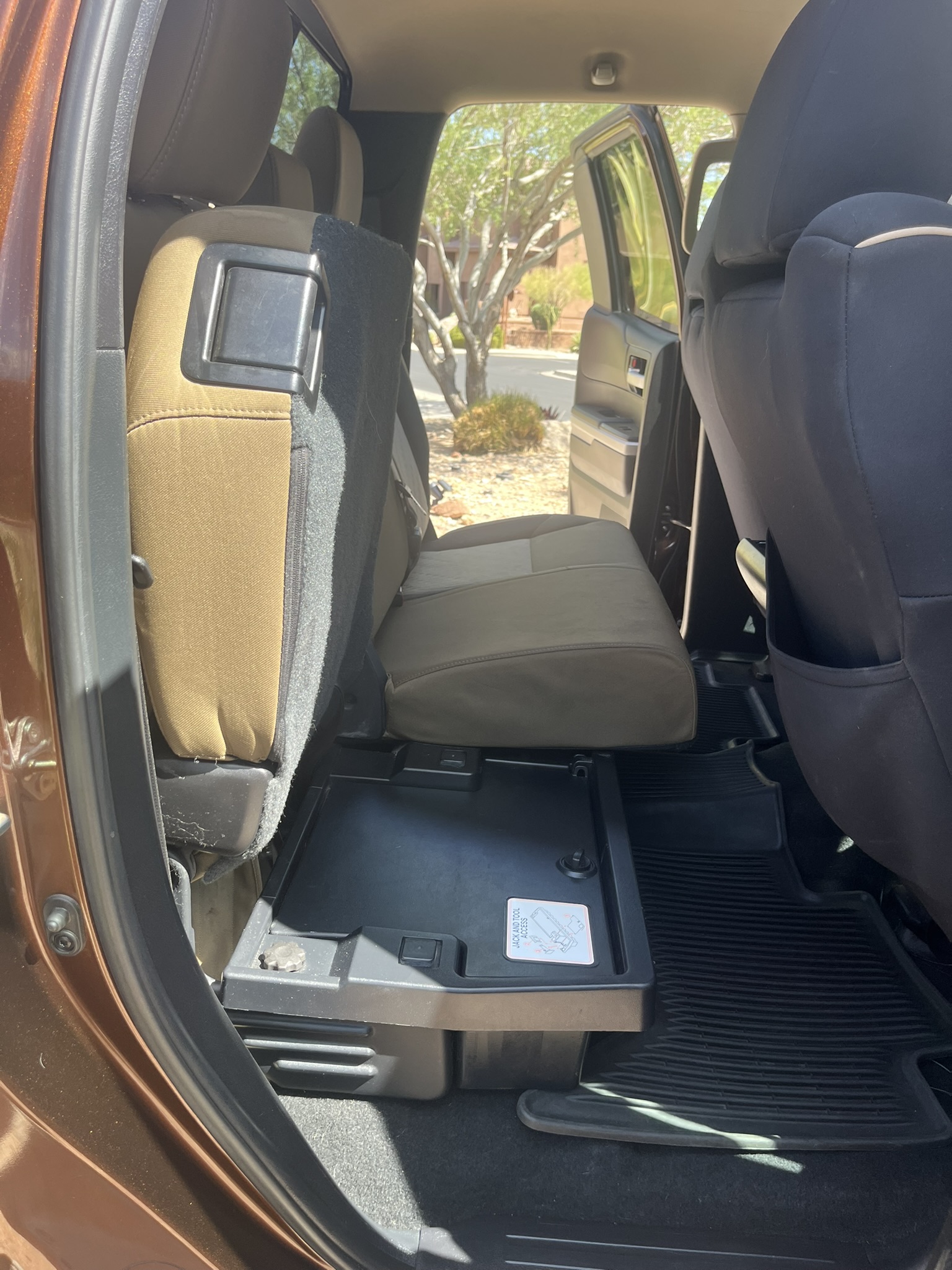 Used 2017 Toyota Tundra SR5 w/ SR5 Upgrade Package RWD image 22