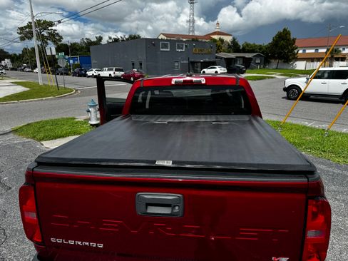 Used 2021 Chevrolet Colorado LT w/ Safety Package RWD image 6