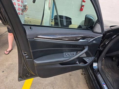 Used 2018 BMW M550i xDrive AWD/4WD image 15