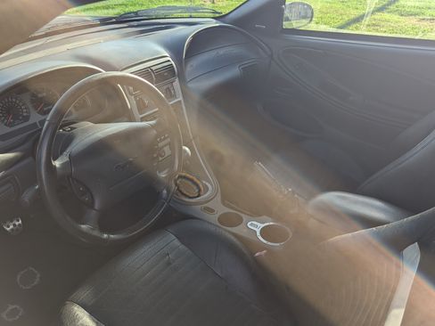 Used 2004 Ford Mustang Mach 1 RWD image 13