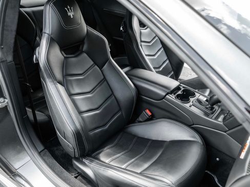 Used 2014 Maserati GranTurismo MC image 6