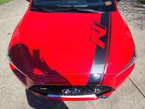 Used 2022 Hyundai Veloster N image 4