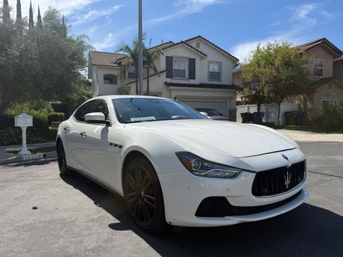 Used 2017 Maserati Ghibli S image 4