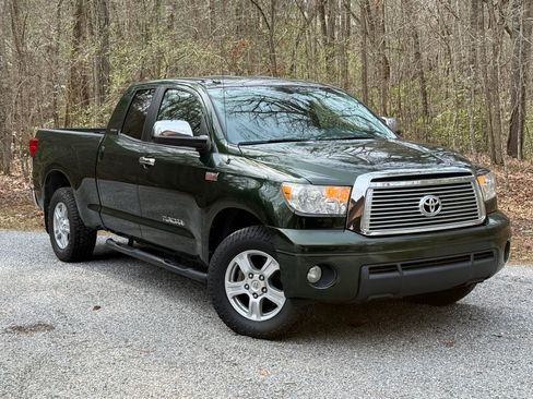 Used 2011 Toyota Tundra Limited w/ Memory Pkg image 5