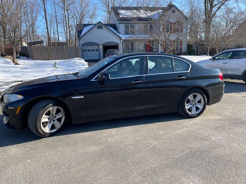 Used 2011 BMW 528i Sedan image 25