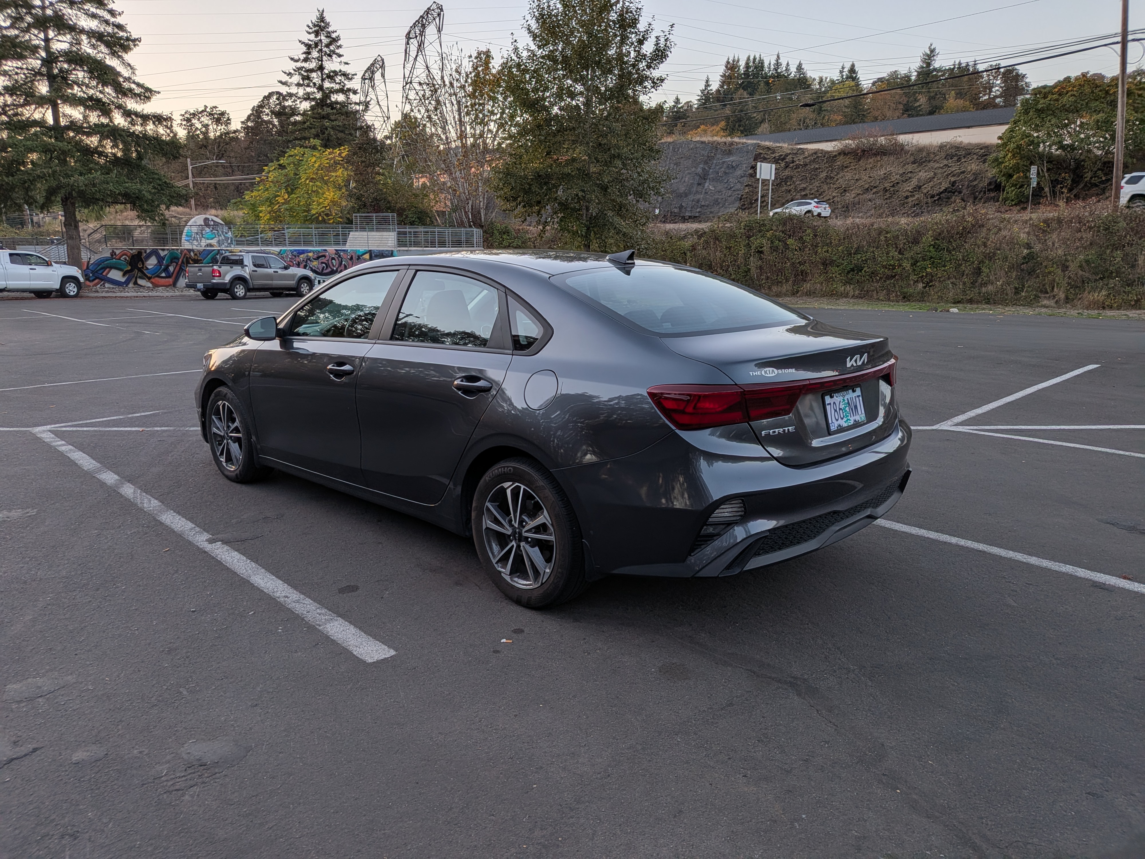 Used 2022 Kia Forte LXS FWD image 5
