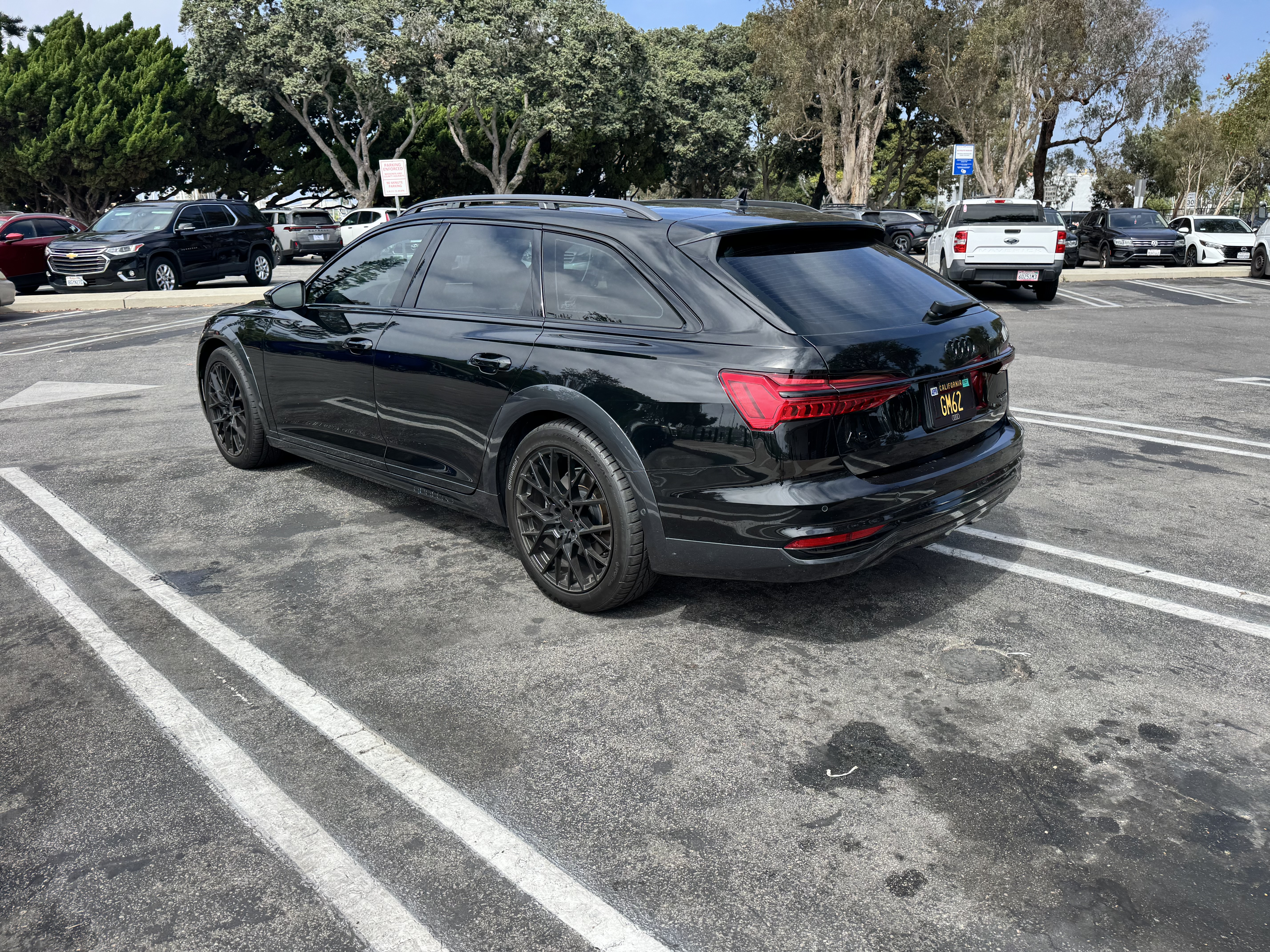 Used 2022 Audi A6 3.0T allroad Premium Plus w/ Executive Package AWD/4WD image 2
