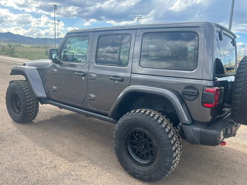 Used 2020 Jeep Wrangler Unlimited Rubicon AWD/4WD image 5