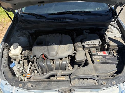 Used 2011 Hyundai Sonata GLS w/ Popular Equipment Pkg 2 FWD image 14