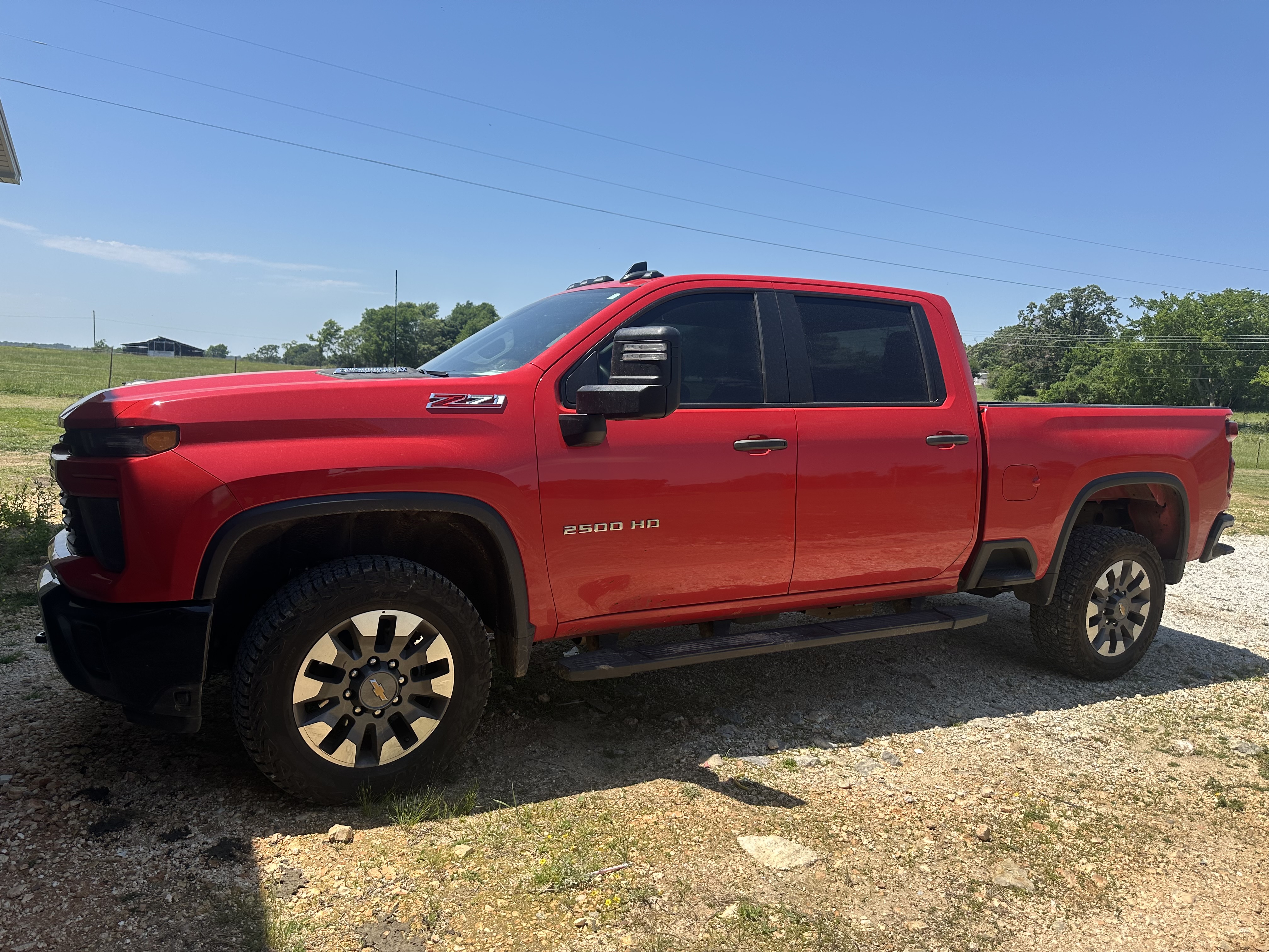 Used 2024 Chevrolet Silverado 2500 Custom w/ Custom Value Package AWD/4WD image 1