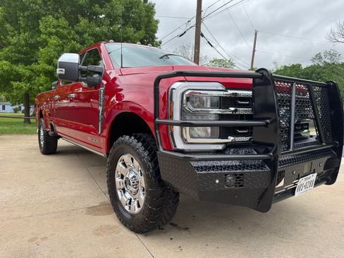 Used 2024 Ford F350 King Ranch w/ Chrome Package image 4