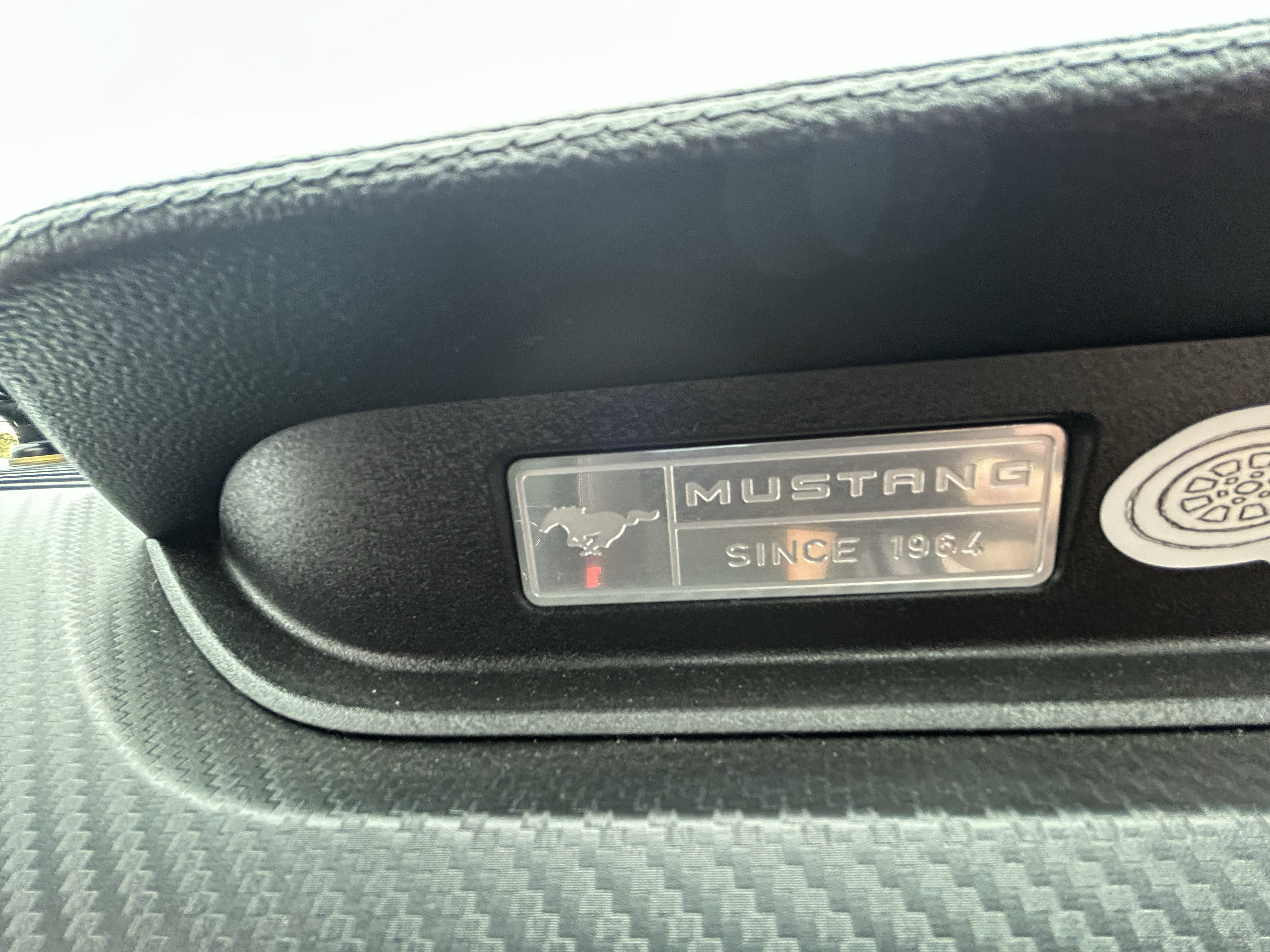 Used 2016 Ford Mustang Coupe RWD image 17