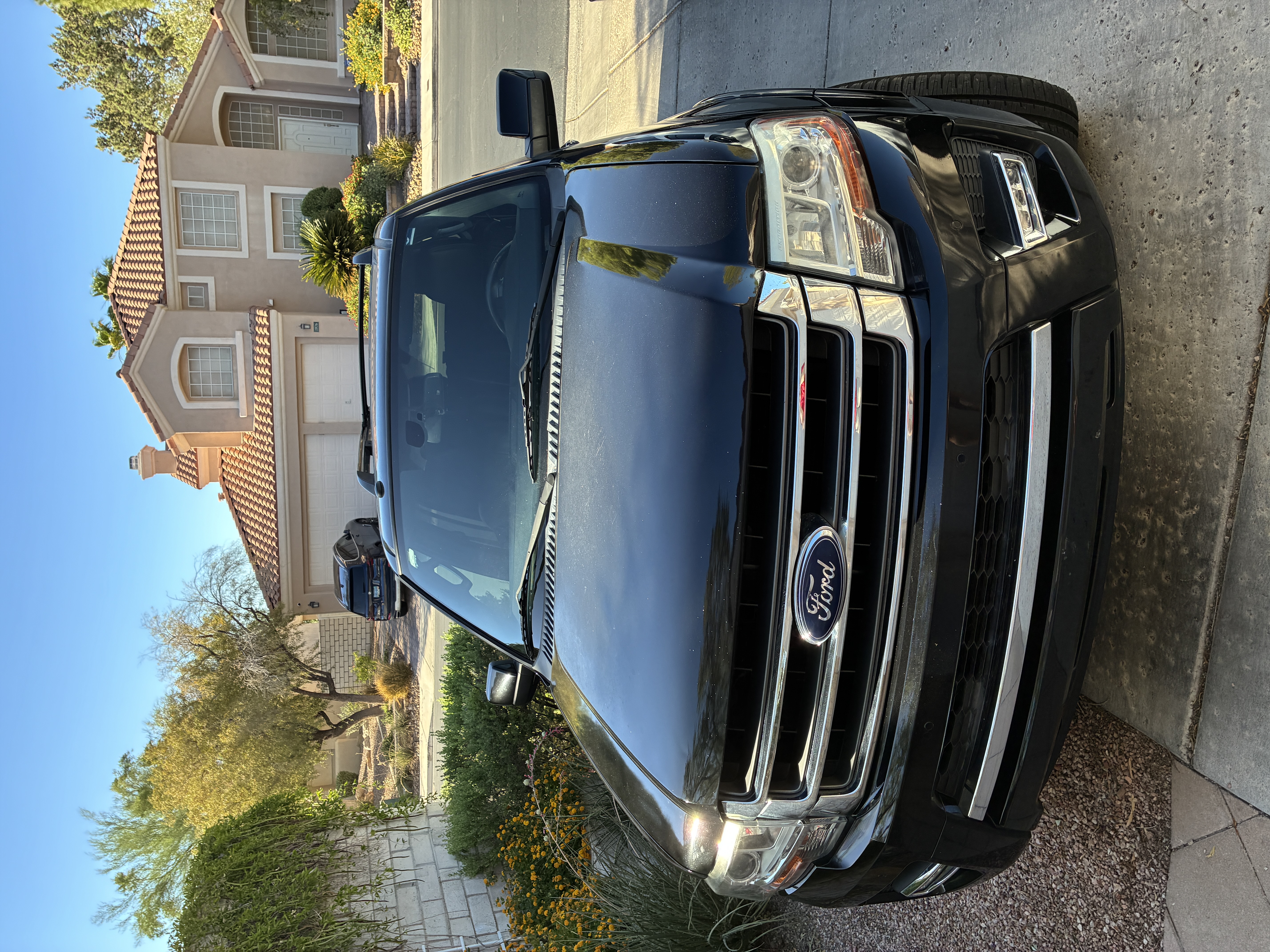 Used 2016 Ford Expedition EL Limited w/ Equipment Group 301A RWD image 2