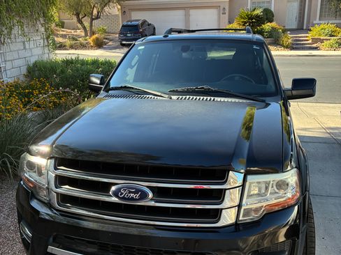 Used 2016 Ford Expedition EL Limited w/ Equipment Group 301A RWD image 2