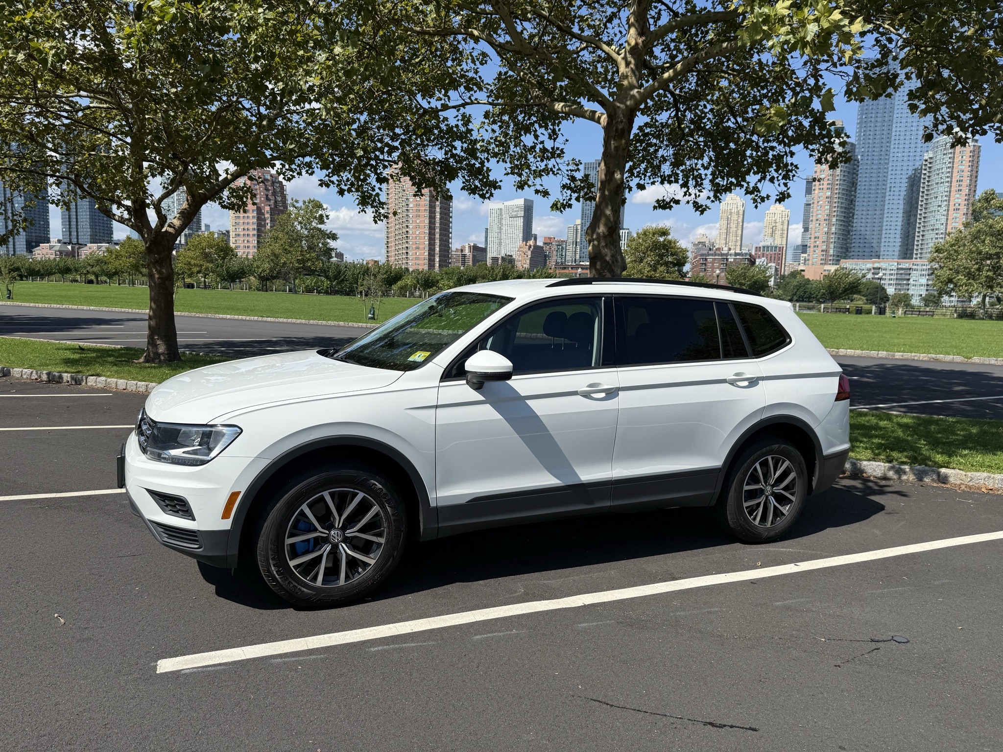 Used 2021 Volkswagen Tiguan S AWD/4WD image 1