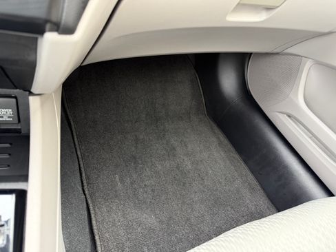 Used 2015 Honda Civic EX image 8