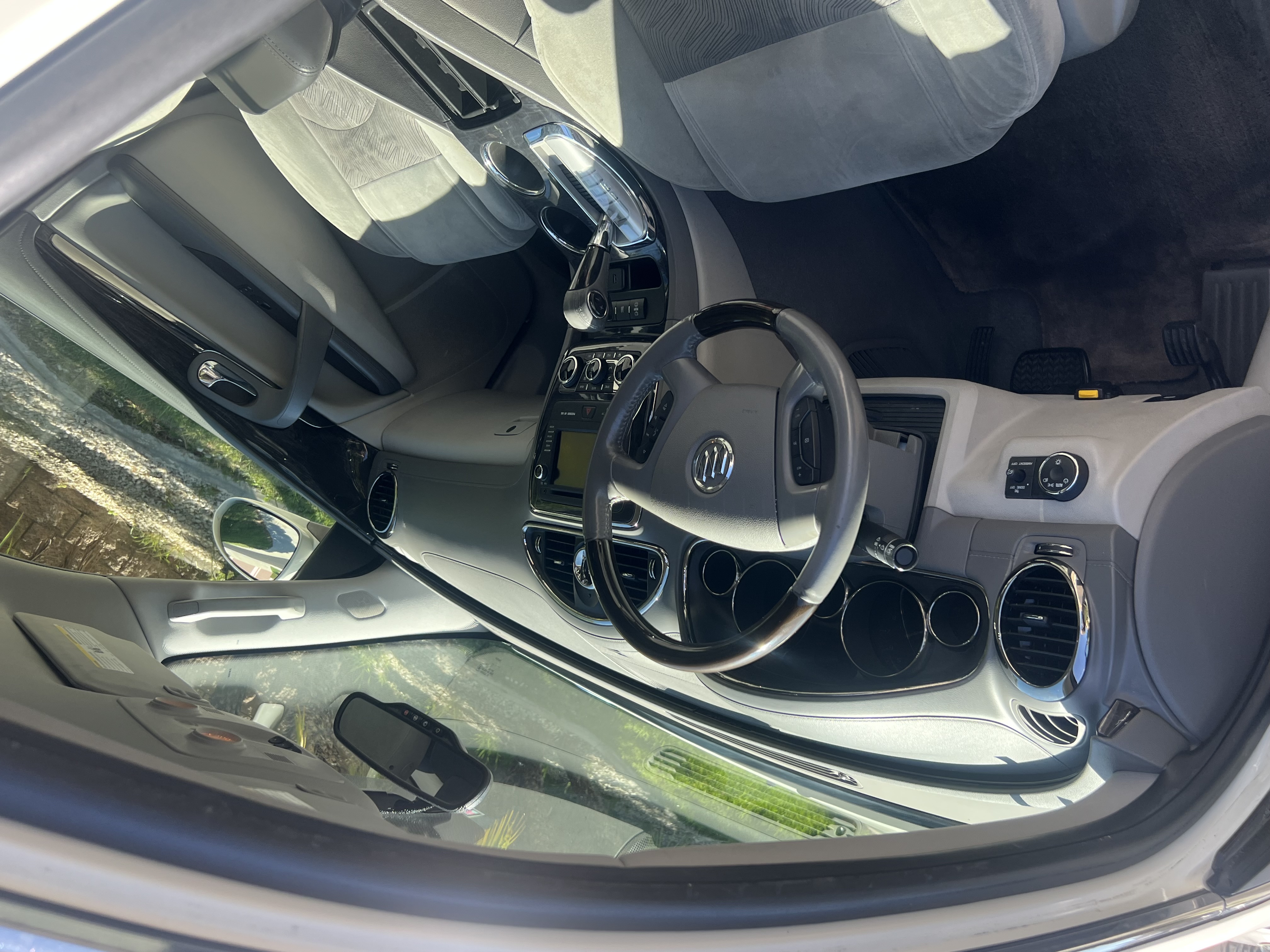 Used 2015 Buick Enclave Convenience FWD image 17