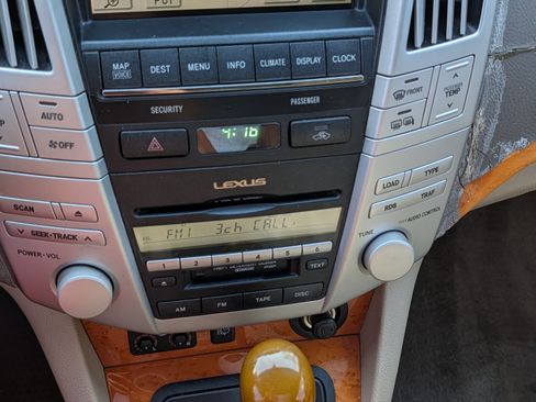 Used 2004 Lexus RX 330 image 22