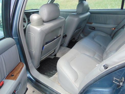Used 2002 Buick Park Avenue image 12