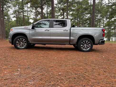 Used 2023 Chevrolet Silverado 1500 RST w/ Texas Edition Plus AWD/4WD image 2