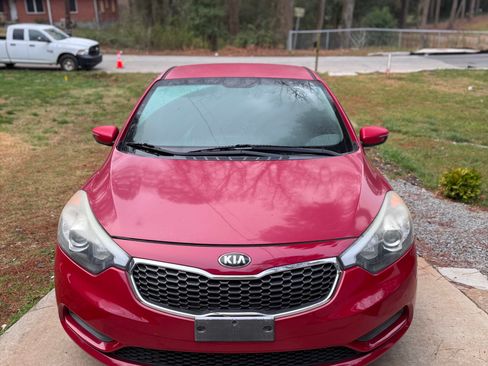 Used 2015 Kia Forte LX w/ Popular Package image 1