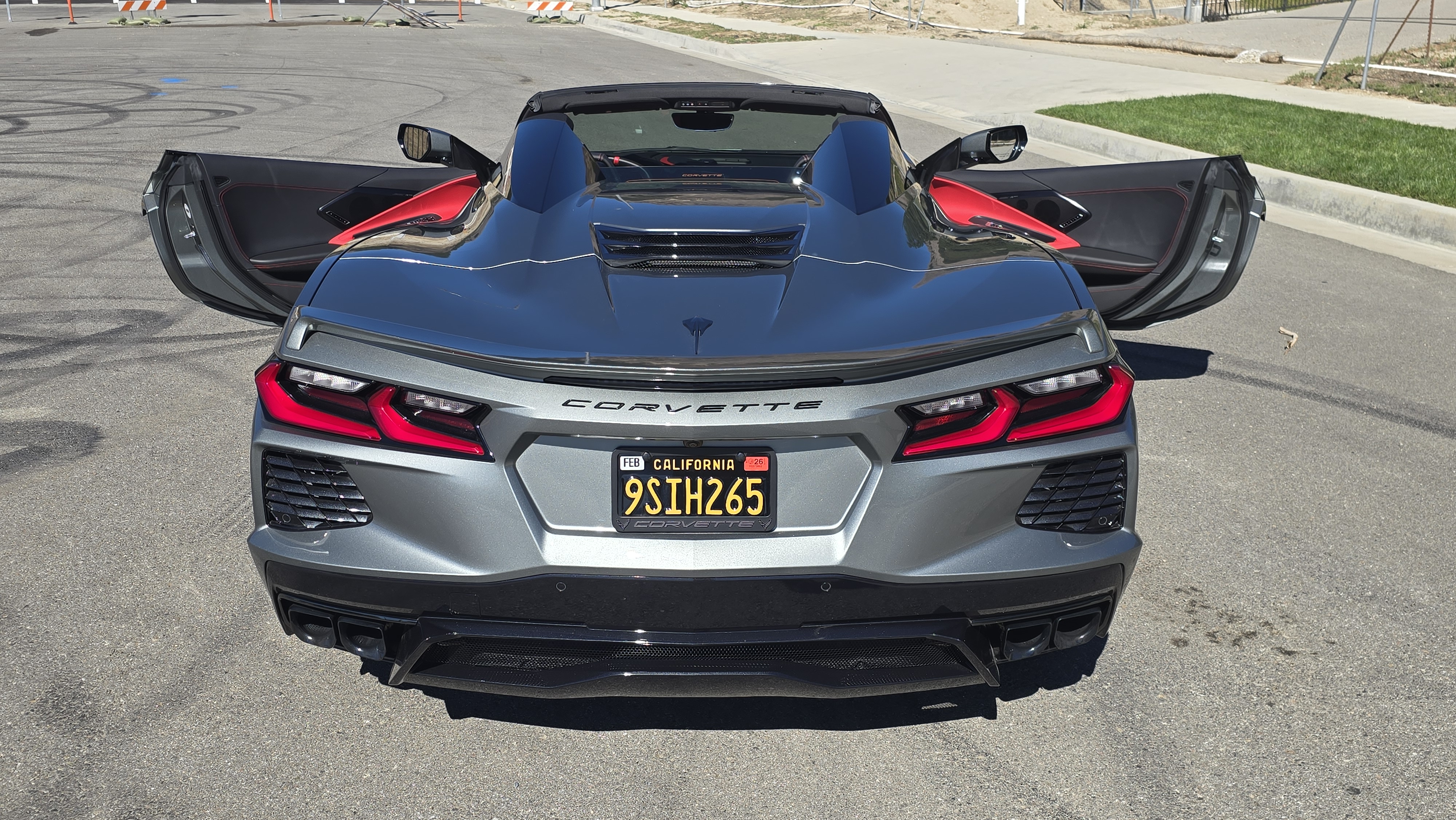 Used 2024 Chevrolet Corvette Stingray Preferred Conv w/ Stealth Interior Trim Package RWD image 10