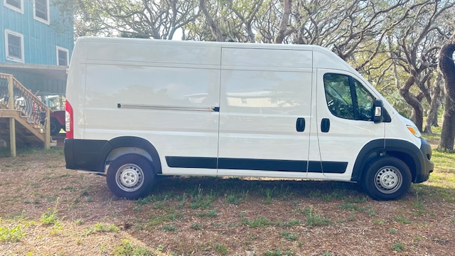 Used 2025 RAM ProMaster 2500 w/ Convenience Group FWD image 4