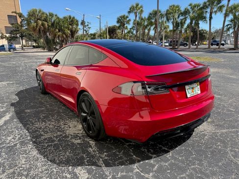 Used 2021 Tesla Model S Plaid image 5