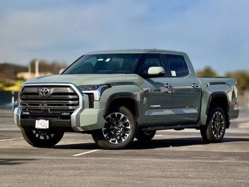 Used 2026 Toyota Tundra SR5 w/ TRD Off-Road Premium Package AWD/4WD image 6