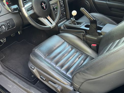Used 2008 Ford Mustang GT Premium RWD image 10