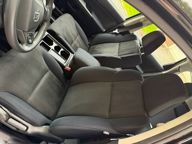 Used 2016 Honda CR-V LX image 8