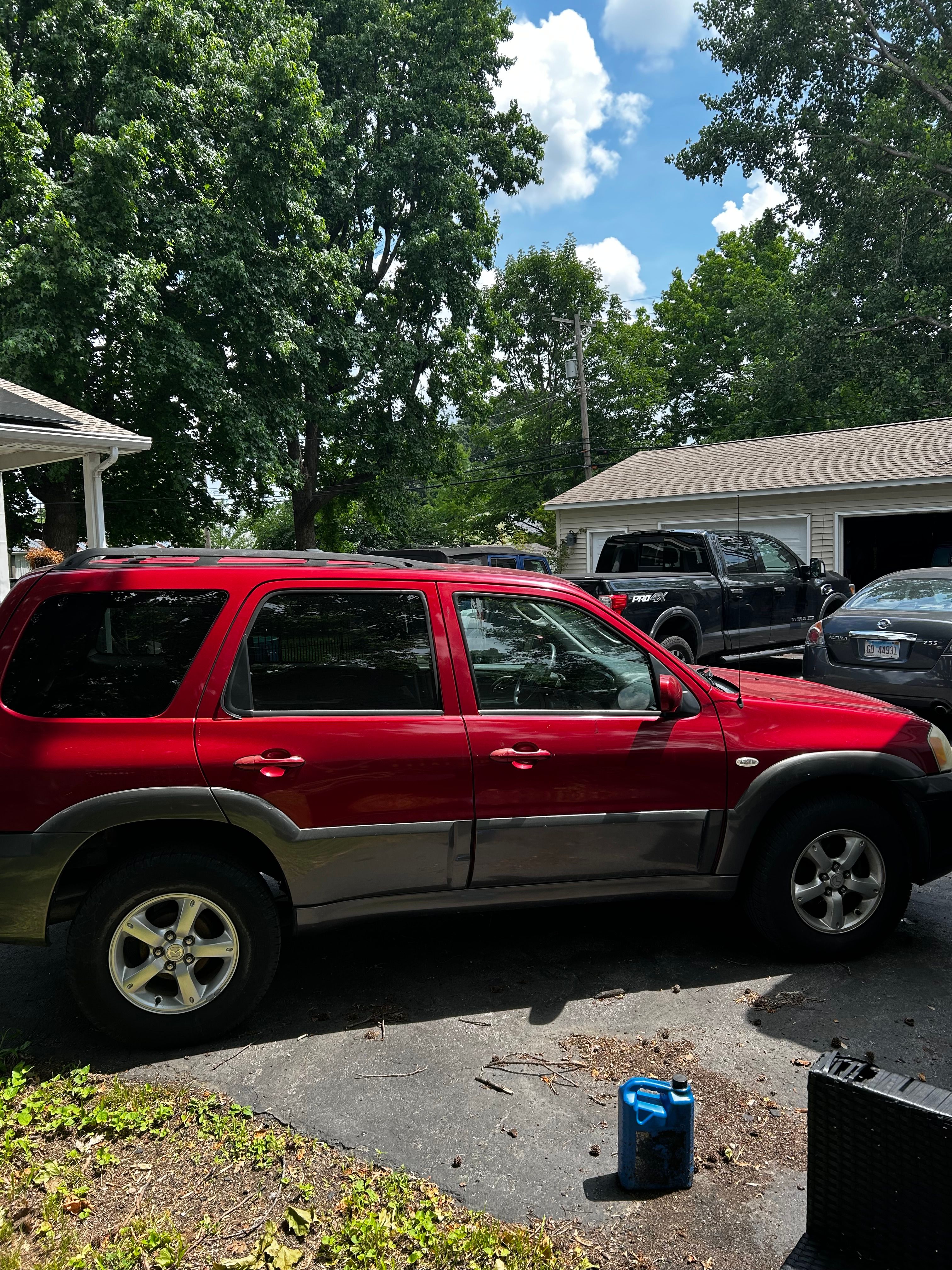 Used 2005 MAZDA Tribute I w/ Premium Pkg FWD image 5