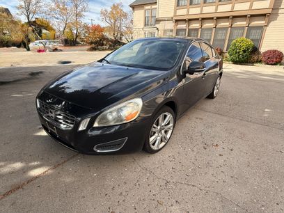 Used 2012 Volvo S60 T5 w/ Dynamic Pkg