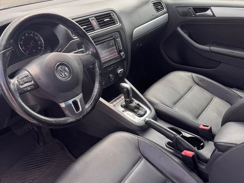 Used 2014 Volkswagen Jetta SE FWD image 5