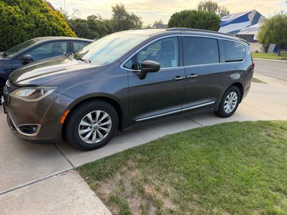 Used 2017 Chrysler Pacifica Touring-L