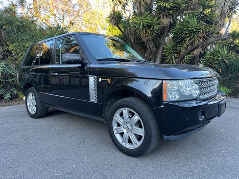 Used 2008 Land Rover Range Rover HSE image 4
