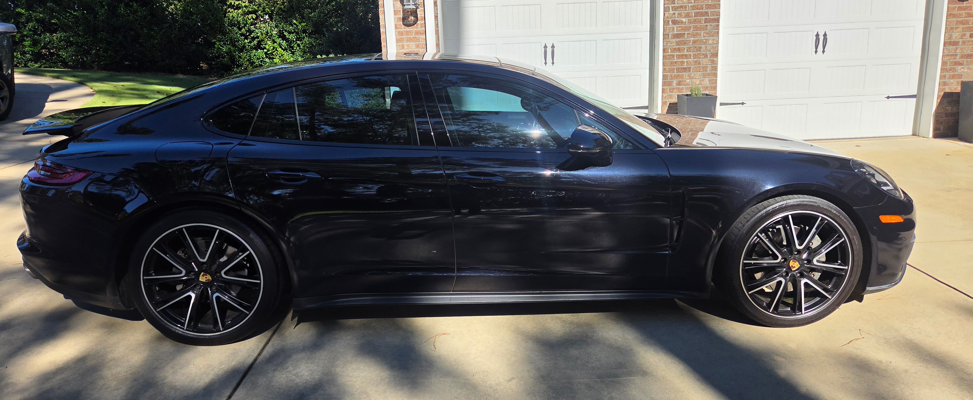 Used 2018 Porsche Panamera 4S AWD/4WD image 2