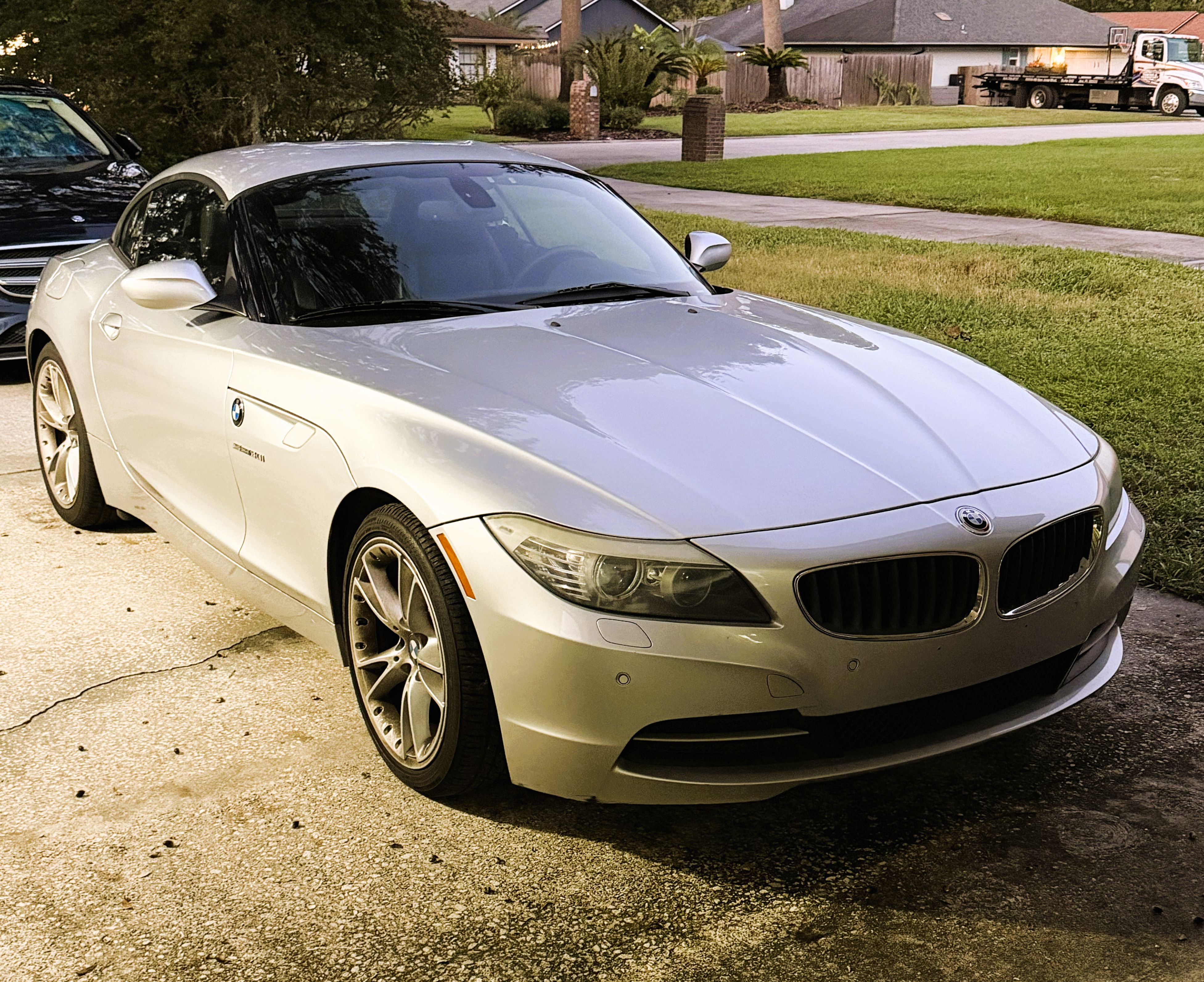Used 2009 BMW Z4 sDrive30i RWD image 1