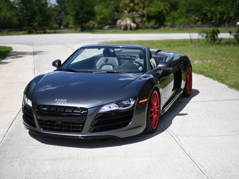 Used 2011 Audi R8 V10 image 32