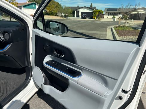 Used 2013 Toyota Prius C Two image 21