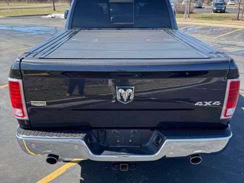 Used 2017 RAM 1500 Laramie w/ Convenience Group image 5