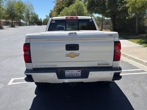 Used 2015 Chevrolet Silverado 1500 High Country AWD/4WD image 5