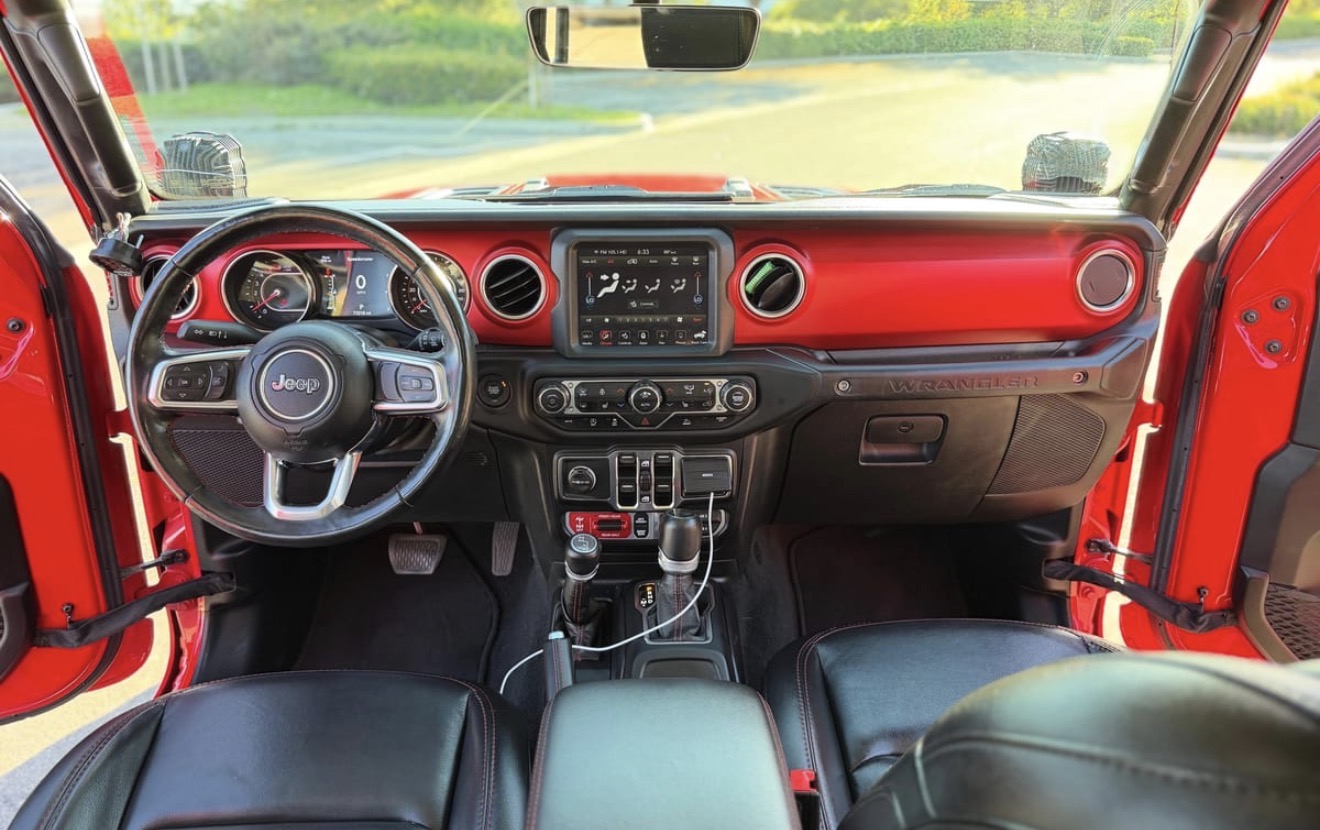 Used 2021 Jeep Wrangler Unlimited Rubicon AWD/4WD image 9