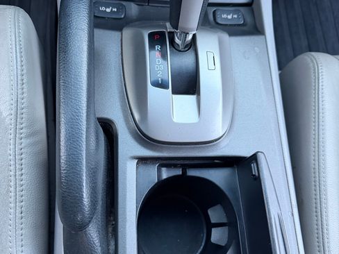 Used 2012 Honda Accord EX-L image 9