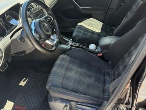 Used 2015 Volkswagen GTI S FWD image 14