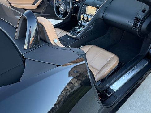 Used 2015 Jaguar F-TYPE S image 12