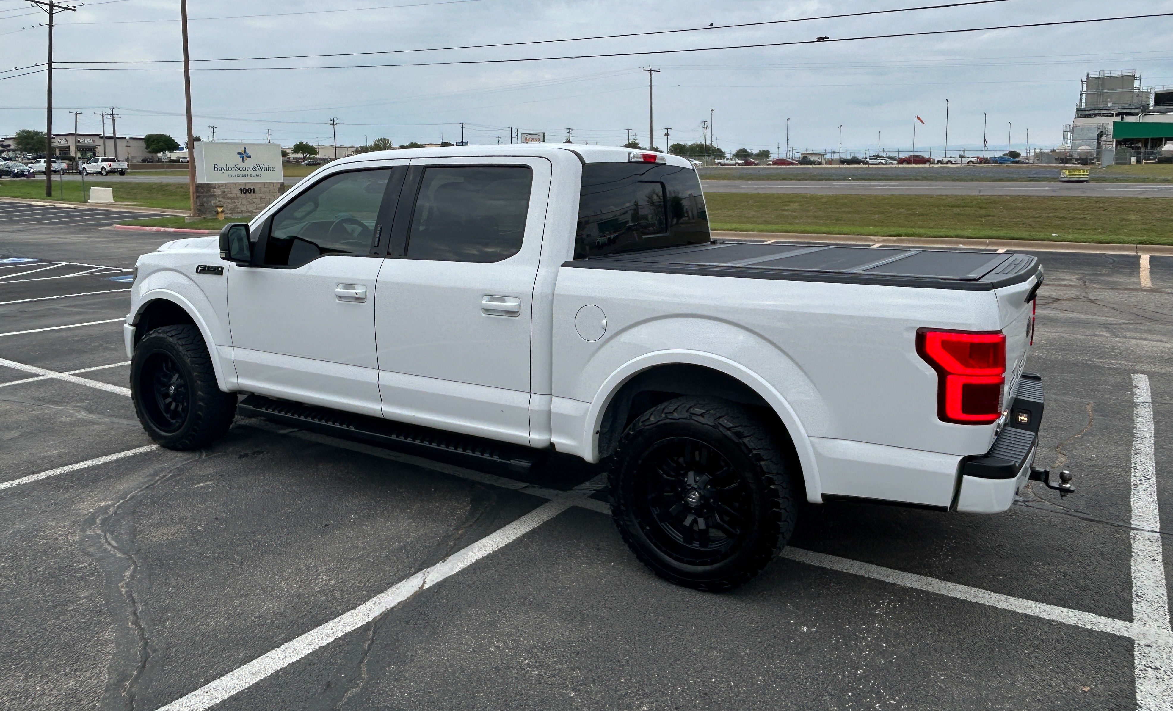 Used 2020 Ford F150 XLT w/ Equipment Group 302A Luxury RWD image 8