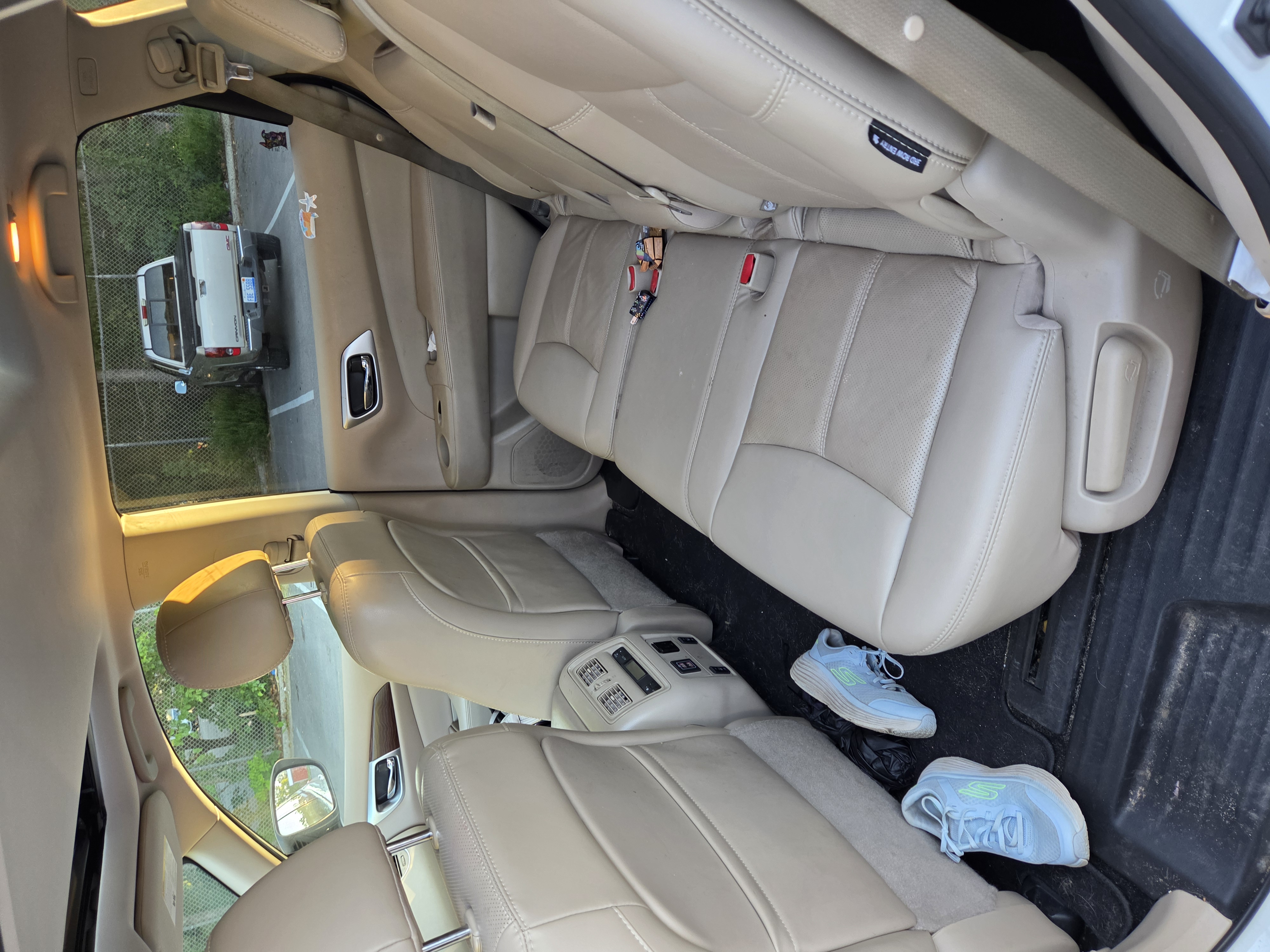 Used 2018 Nissan Pathfinder Platinum w/ Cargo Package AWD/4WD image 6
