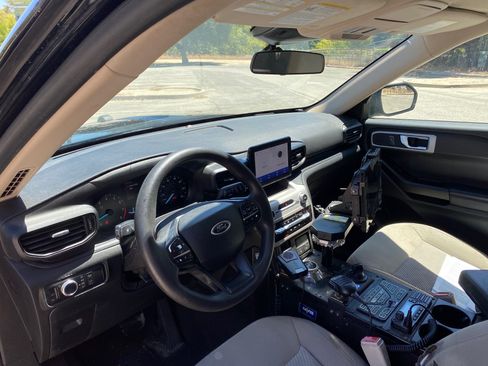 Used 2021 Ford Explorer 2WD image 1