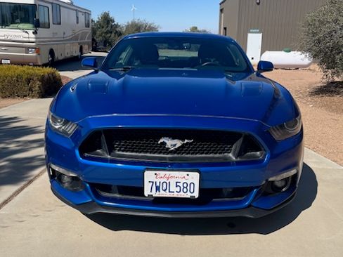 Used 2017 Ford Mustang GT Premium image 2